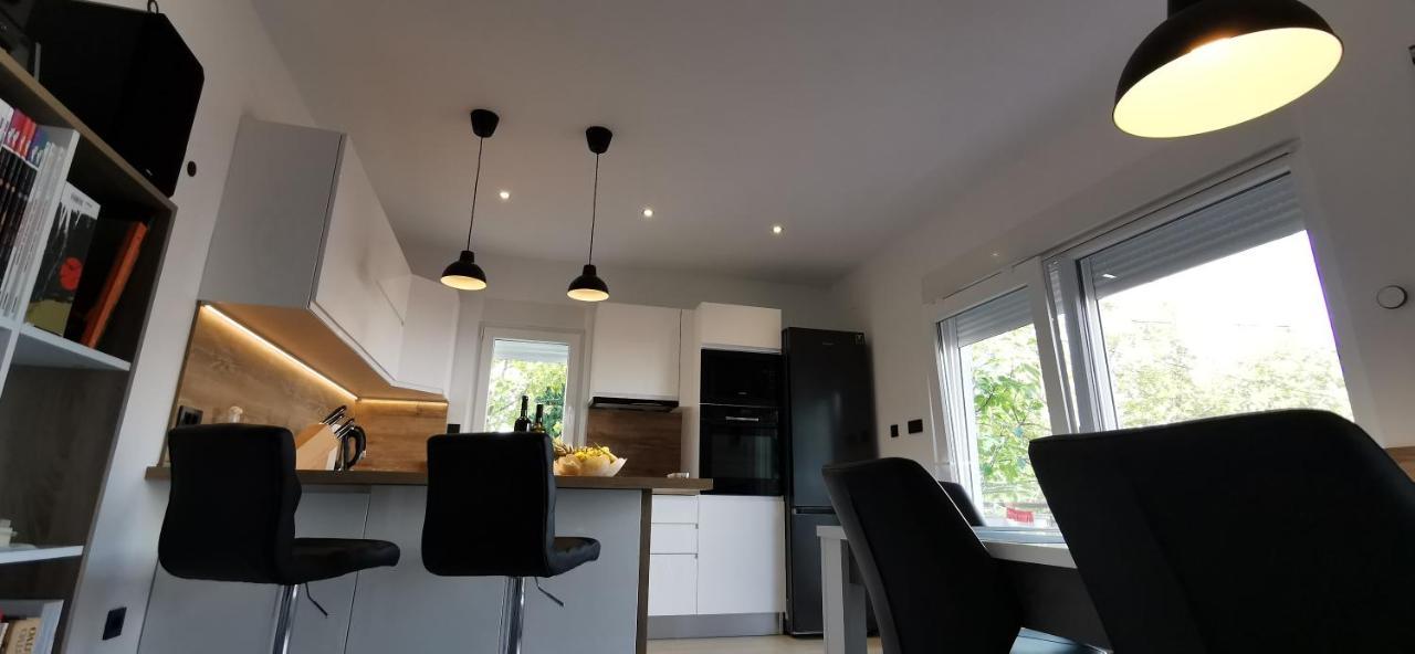Apartman Perunika Selce Bagian luar foto
