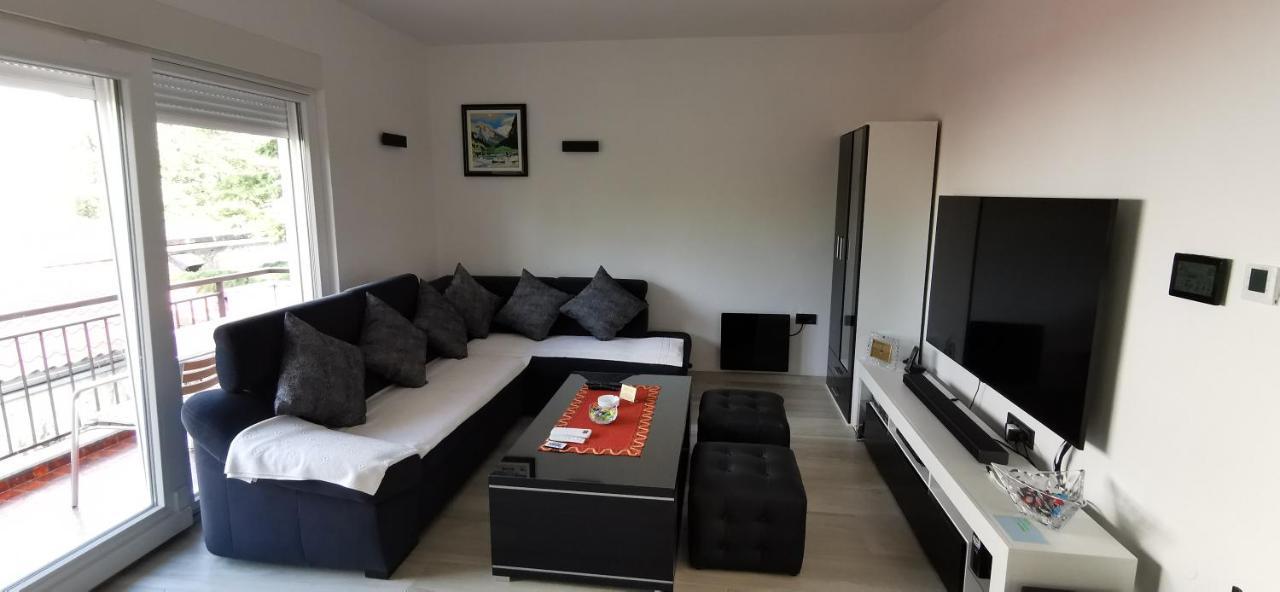 Apartman Perunika Selce Bagian luar foto