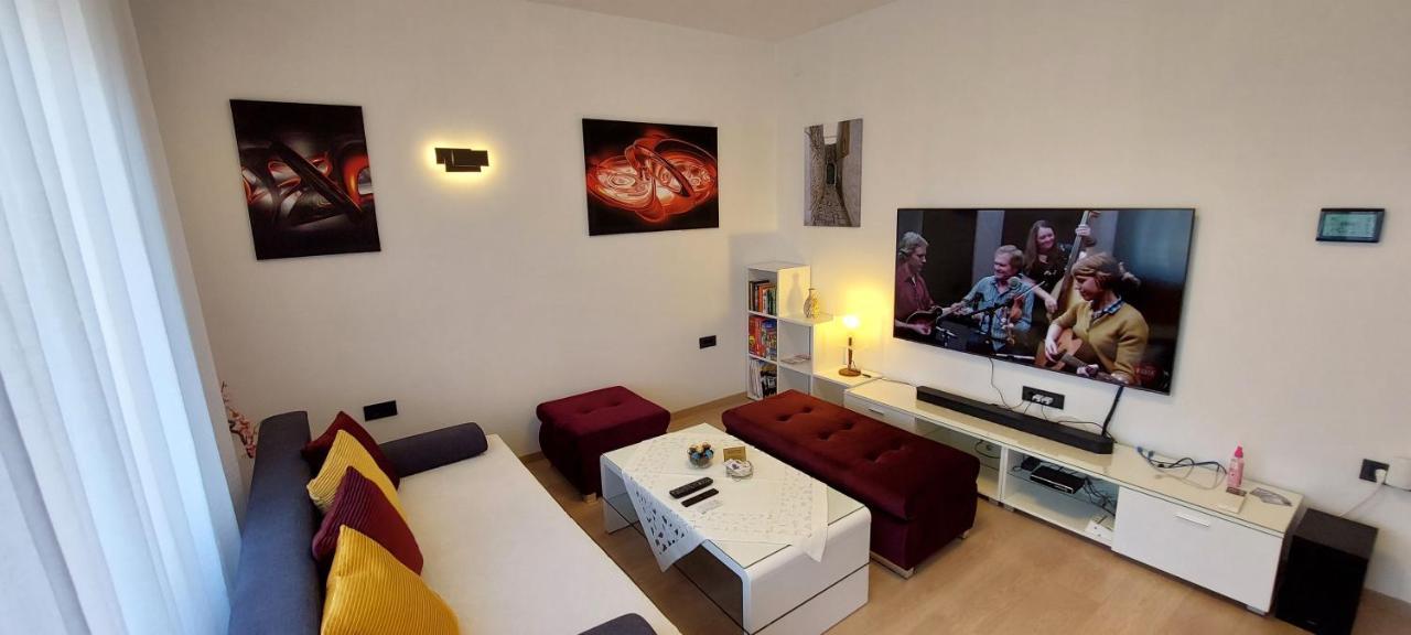 Apartman Perunika Selce Bagian luar foto