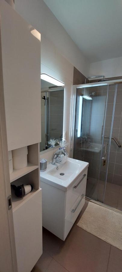 Apartman Perunika Selce Bagian luar foto
