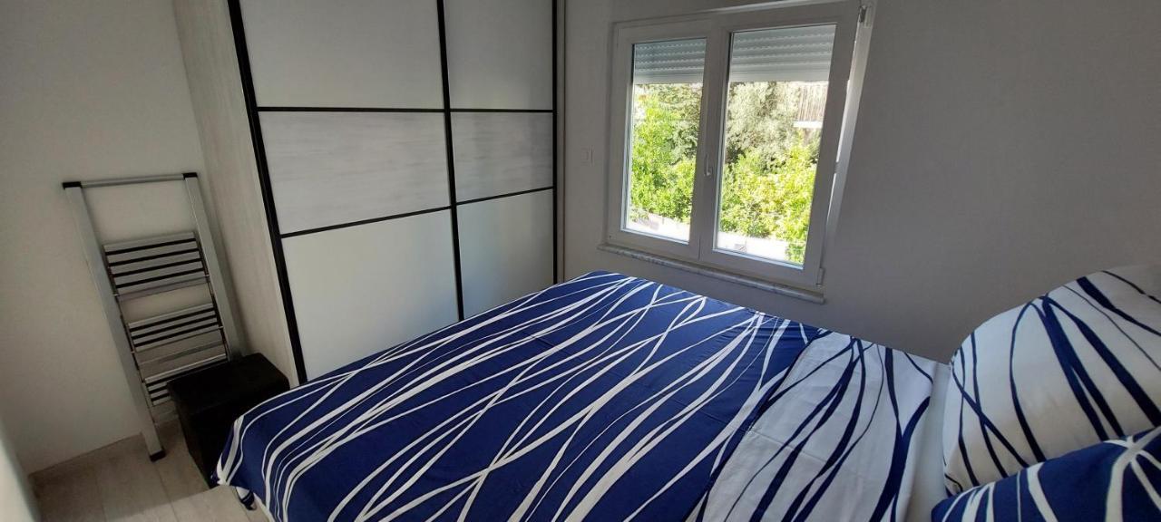 Apartman Perunika Selce Bagian luar foto